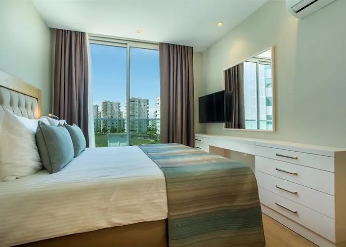 מלון Aska River 4*